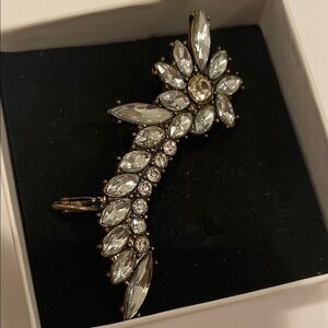 Elegant Crystal Floral ear cuff